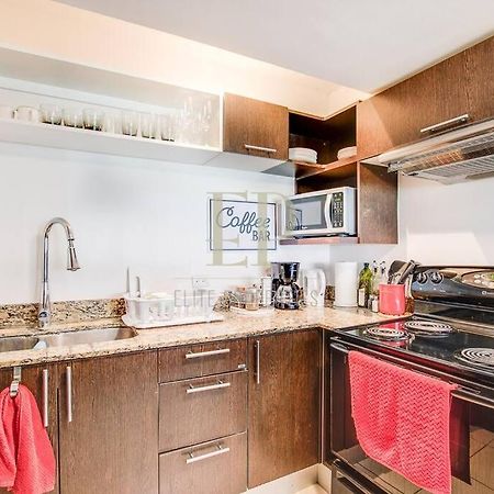 Cr Mariposa Rentals Lakeview Penthouse With Office Space, Pool, Gym, Tennis Santa Ana  Exterior photo